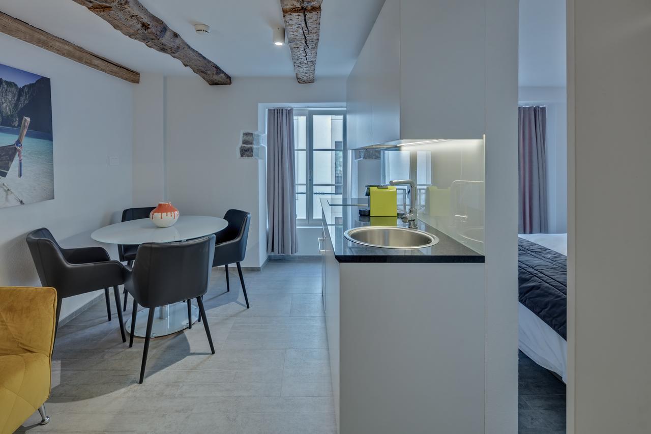 Smartroom The Residence La Cittadella באדן מראה חיצוני תמונה
