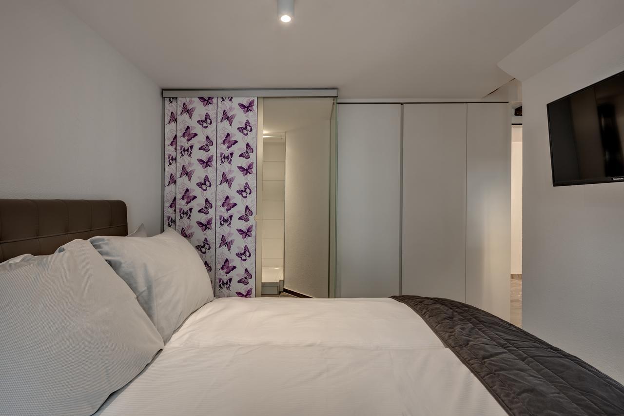 Smartroom The Residence La Cittadella באדן מראה חיצוני תמונה